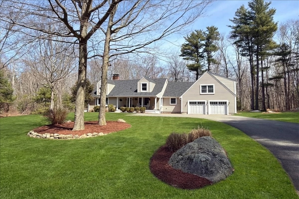 280 Mount Blue St, Norwell, Massachusetts, 4 Bedrooms Bedrooms, 10 Rooms Rooms,3 BathroomsBathrooms,Residential,For Sale,Mount Blue St,73503024
