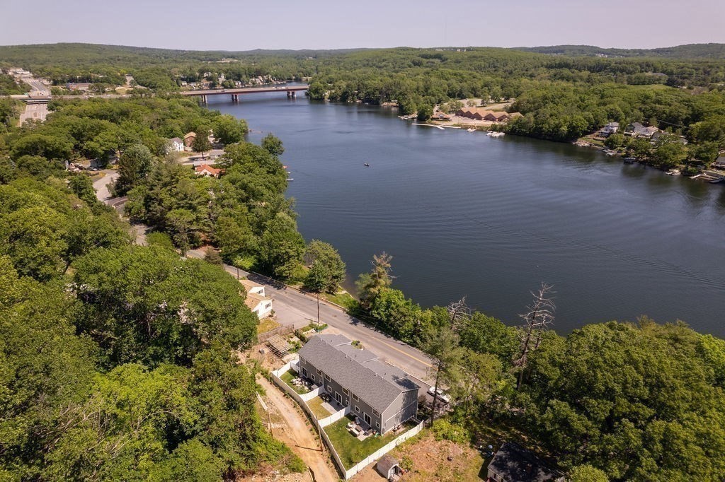 259 Lake Ave N, Worcester, Massachusetts, 3 Bedrooms Bedrooms, 7 Rooms Rooms,2.5 BathroomsBathrooms,Residential Lease,For Rent,Lake Ave N,73503025