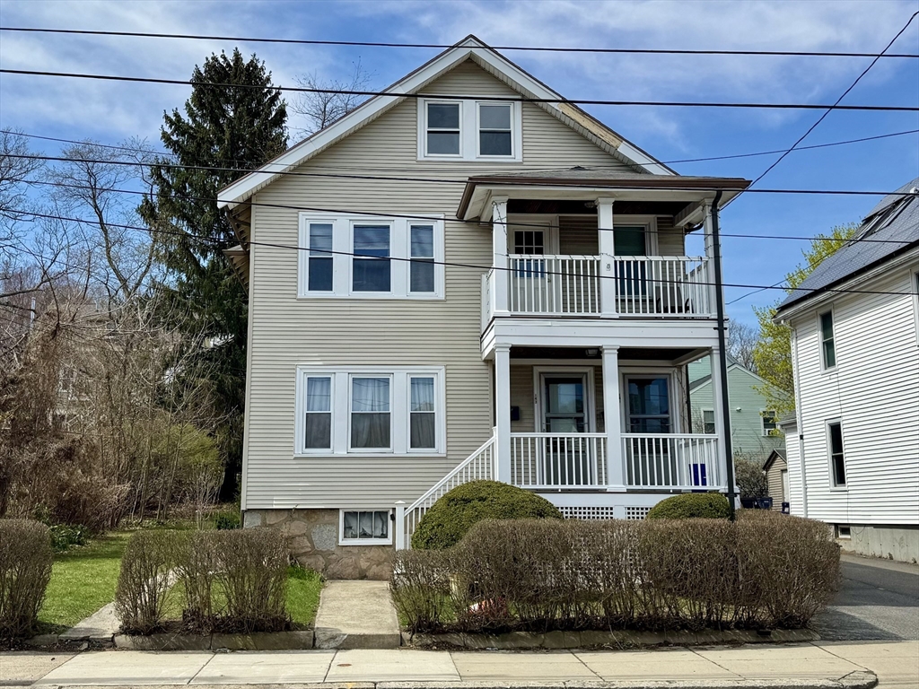 141 Walworth St, Boston, Massachusetts, 3 Bedrooms Bedrooms, 6 Rooms Rooms,1 BathroomBathrooms,Residential Lease,For Rent,Walworth St,73503040