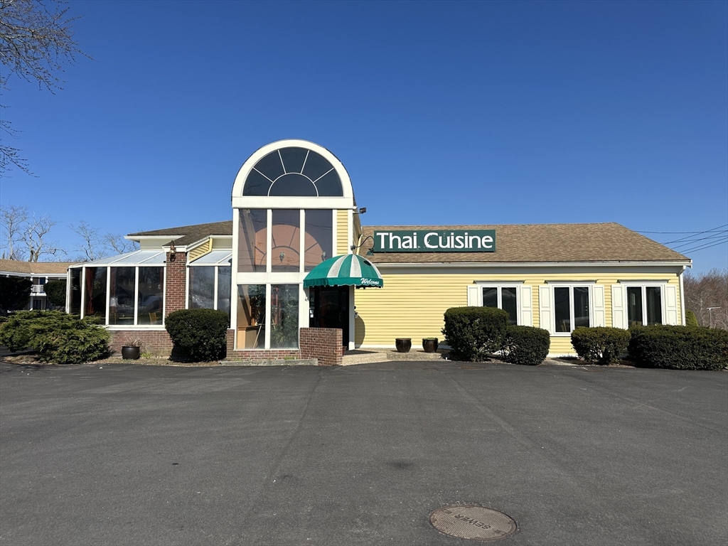 46 Route 6a, Orleans, Massachusetts, ,Commercial Sale,For Sale,Route 6a,73503035