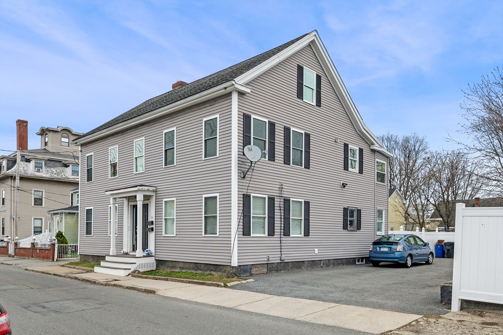 14 Holten St, Peabody, Massachusetts, 4 Bedrooms Bedrooms, 6 Rooms Rooms,1.5 BathroomsBathrooms,Residential Lease,For Rent,Holten St,73503081