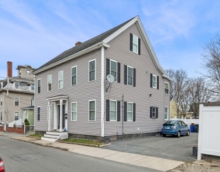 14 Holten St, Peabody, Massachusetts, 4 Bedrooms Bedrooms, 6 Rooms Rooms,1.5 BathroomsBathrooms,Residential Lease,For Rent,Holten St,73503081
