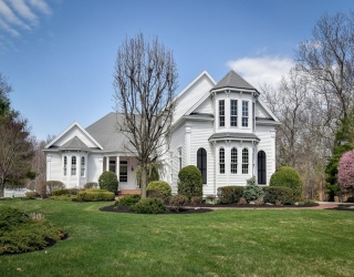 15 Whispering Lane, Holliston, Massachusetts, 5 Bedrooms Bedrooms, 13 Rooms Rooms,4 BathroomsBathrooms,Residential,For Sale,Whispering Lane,73503121