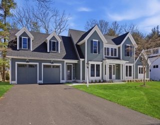 51 Revolutionary Road, Concord, Massachusetts, 4 Bedrooms Bedrooms, 15 Rooms Rooms,3.5 BathroomsBathrooms,Residential Lease,For Rent,Revolutionary Road,73503147