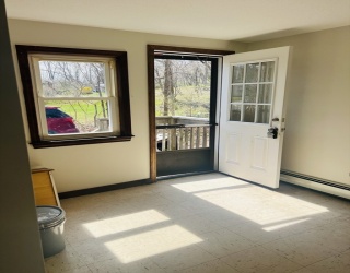 3 Stafford Street, Plymouth, Massachusetts, 2 Bedrooms Bedrooms, 4 Rooms Rooms,1 BathroomBathrooms,Residential Lease,For Rent,Stafford Street,73502976
