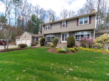 74 Wayside Inn Rd, Marlborough, Massachusetts, 6 Bedrooms Bedrooms, 15 Rooms Rooms,4.5 BathroomsBathrooms,Residential,For Sale,Wayside Inn Rd,73502988