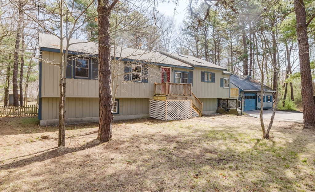 25 Highstone St, Taunton, Massachusetts, 3 Bedrooms Bedrooms, 7 Rooms Rooms,1.5 BathroomsBathrooms,Residential,For Sale,Highstone St,73502978