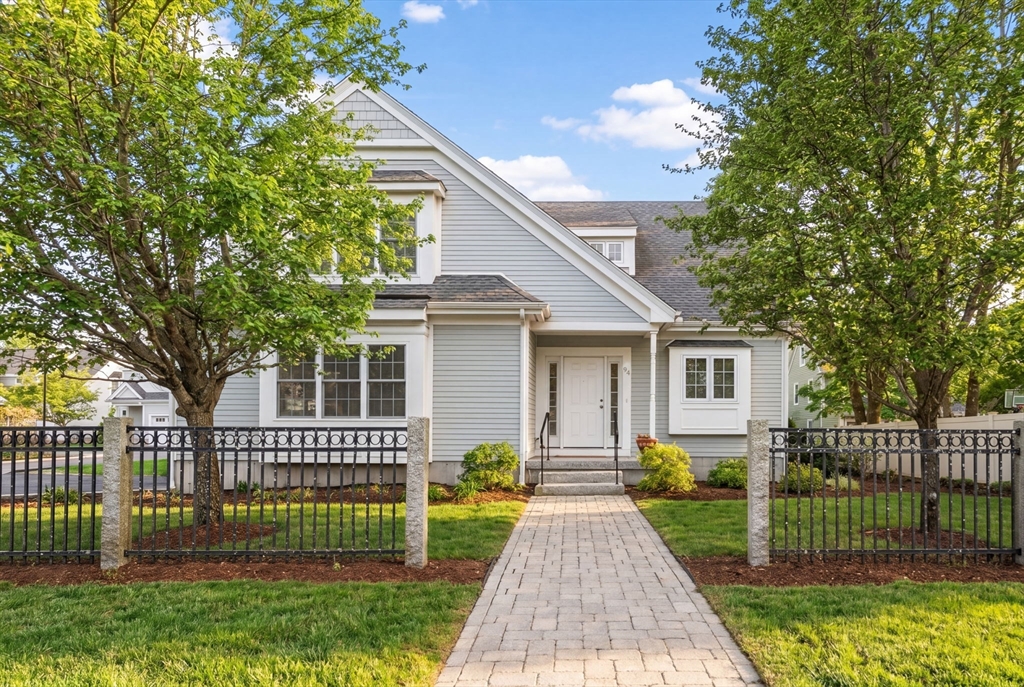 94 North, Medfield, Massachusetts, 3 Bedrooms Bedrooms, 7 Rooms Rooms,2.5 BathroomsBathrooms,Residential,For Sale,North,73503295