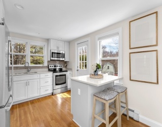 150 Central Street, Foxboro, Massachusetts, 3 Bedrooms Bedrooms, 7 Rooms Rooms,2 BathroomsBathrooms,Residential,For Sale,Central Street,73503157