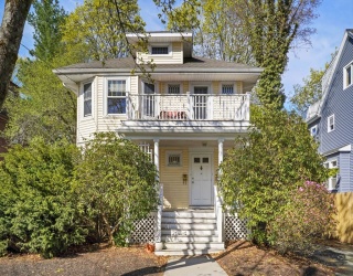 41 Aberdeen, Newton, Massachusetts, 2 Bedrooms Bedrooms, 5 Rooms Rooms,1 BathroomBathrooms,Residential,For Sale,Aberdeen,73503314