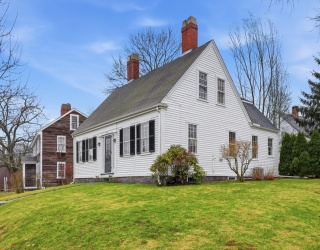 190 South Street, Hingham, Massachusetts, 2 Bedrooms Bedrooms, 5 Rooms Rooms,1.5 BathroomsBathrooms,Residential,For Sale,South Street,73503240