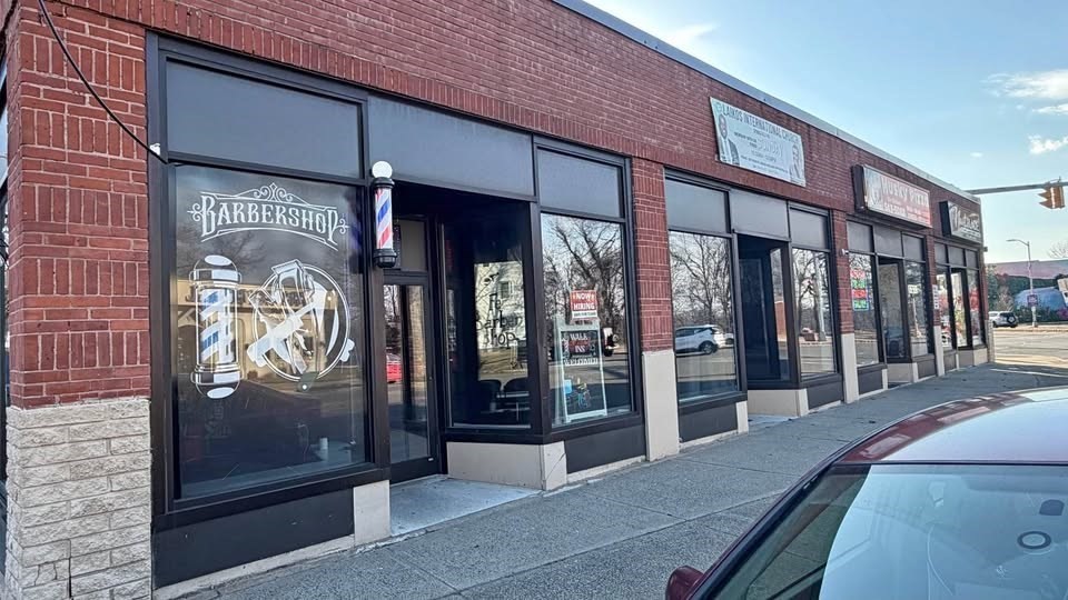 569 Main St, Springfield, Massachusetts, ,Business Opportunity,For Sale,Main St,73503152