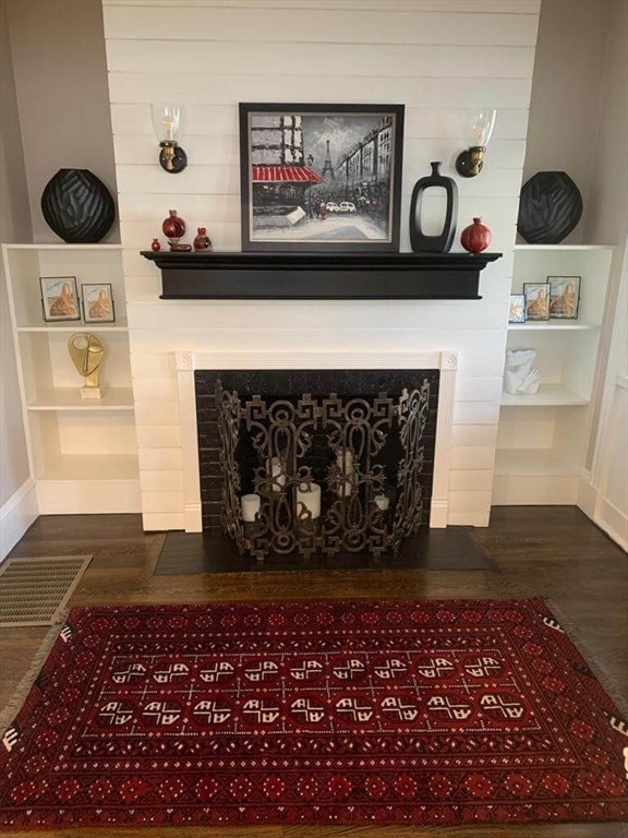 348 School Street, Watertown, Massachusetts, 2 Bedrooms Bedrooms, 8 Rooms Rooms,2 BathroomsBathrooms,Residential,For Sale,School Street,73503201