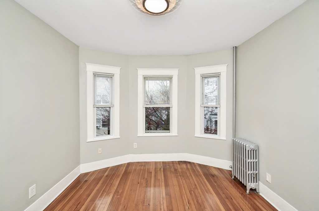 6 Coleman Street, Boston, Massachusetts, 3 Bedrooms Bedrooms, 5 Rooms Rooms,1 BathroomBathrooms,Residential Lease,For Rent,Coleman Street,73503208