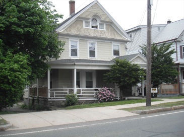 110 West Main Street, Marlborough, Massachusetts, 1 Bedroom Bedrooms, 4 Rooms Rooms,1 BathroomBathrooms,Residential Lease,For Rent,West Main Street,73490908 110 West Main Street, Marlborough, Massachusetts, 1 Bedroom Bedrooms, 4 Rooms Rooms,1 BathroomBathrooms,Residential Lease,For Rent,West Main Street,73490908