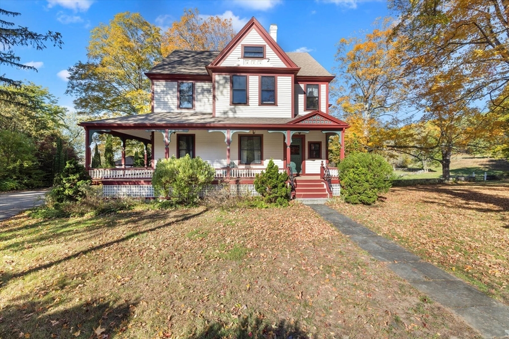 451 Gleasondale Rd, Stow, Massachusetts, 4 Bedrooms Bedrooms, 10 Rooms Rooms,2.5 BathroomsBathrooms,Residential,For Sale,Gleasondale Rd,73503083