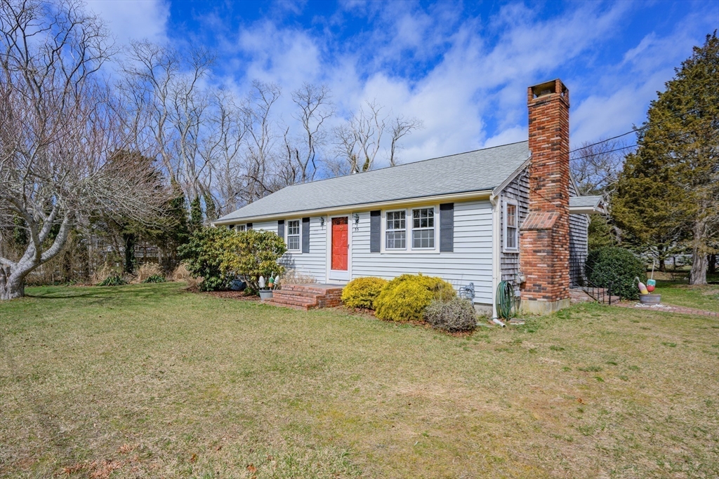 35 Wiley Ln, Eastham, Massachusetts, 3 Bedrooms Bedrooms, 7 Rooms Rooms,1.5 BathroomsBathrooms,Residential,For Sale,Wiley Ln,73491223