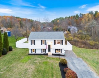 9 Windmill Rd., Haverhill, Massachusetts, 3 Bedrooms Bedrooms, 6 Rooms Rooms,1 BathroomBathrooms,Residential,For Sale,Windmill Rd.,73484996