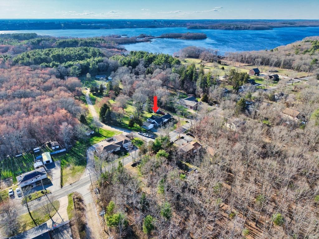 222 Blossom Road, Westport, Massachusetts, 4 Bedrooms Bedrooms, 7 Rooms Rooms,1.5 BathroomsBathrooms,Residential,For Sale,Blossom Road,73503393