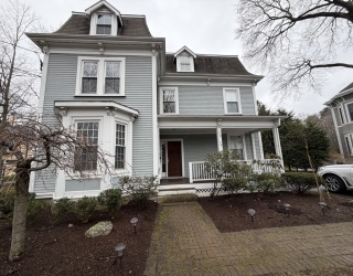 78 Highland Ave, Newton, Massachusetts, 4 Bedrooms Bedrooms, 7 Rooms Rooms,3.5 BathroomsBathrooms,Residential Lease,For Rent,Highland Ave,73503365