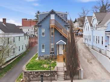 34 Irving St, Worcester, Massachusetts, 6 Bedrooms Bedrooms, 17 Rooms Rooms,6 BathroomsBathrooms,Residential Income,For Sale,Irving St,73503458