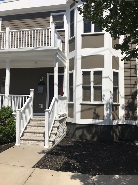 20 Ford St, Boston, Massachusetts, 2 Bedrooms Bedrooms, 6 Rooms Rooms,2.5 BathroomsBathrooms,Residential,For Sale,Ford St,73503223