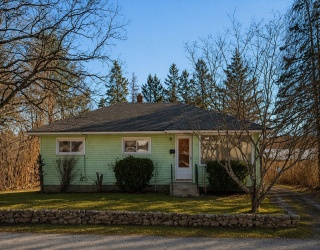 7 Alpine Drive, West Boylston, Massachusetts, 3 Bedrooms Bedrooms, 7 Rooms Rooms,1 BathroomBathrooms,Residential,For Sale,Alpine Drive,73503137