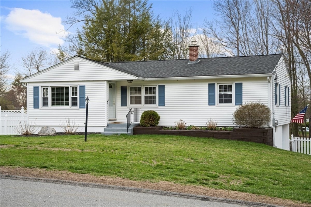 192 Prospect St, Auburn, Massachusetts, 3 Bedrooms Bedrooms, 6 Rooms Rooms,1.5 BathroomsBathrooms,Residential,For Sale,Prospect St,73503245
