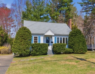 21 Belmore Rd, Natick, Massachusetts, 3 Bedrooms Bedrooms, 7 Rooms Rooms,2.5 BathroomsBathrooms,Residential,For Sale,Belmore Rd,73503248