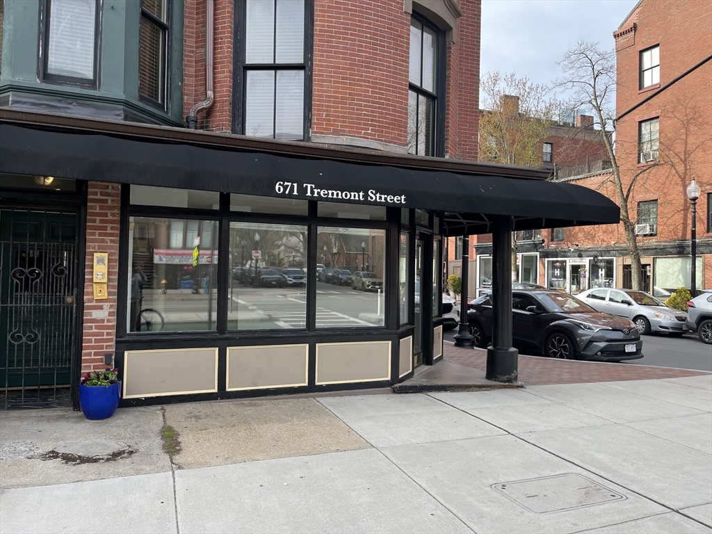 671 Tremont Street, Boston, Massachusetts, ,Commercial Lease,For Rent,Tremont Street,73503376
