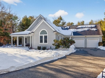 5 Zoli Lane, Bourne, Massachusetts, 4 Bedrooms Bedrooms, 9 Rooms Rooms,4.5 BathroomsBathrooms,Residential,For Sale,Zoli Lane,73478071