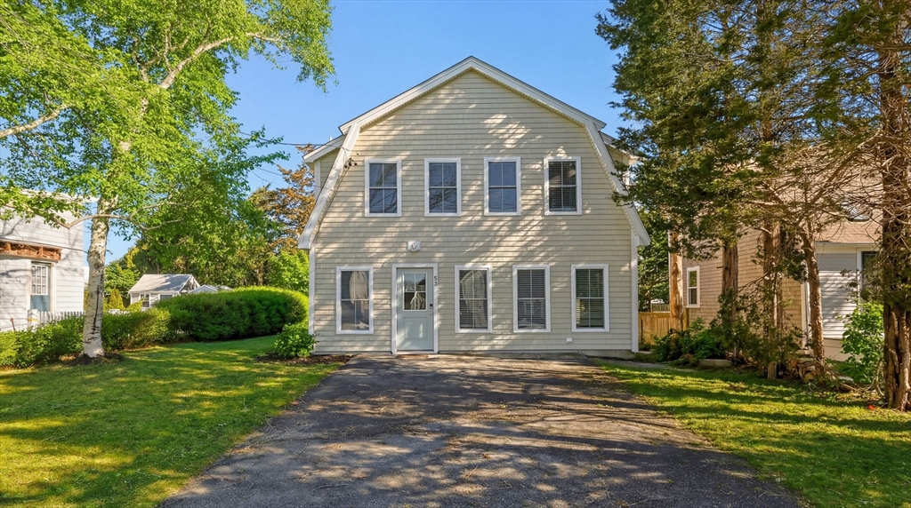 53 Dillingham Ave, Sandwich, Massachusetts, 2 Bedrooms Bedrooms, 4 Rooms Rooms,1.5 BathroomsBathrooms,Residential,For Sale,Dillingham Ave,73485222