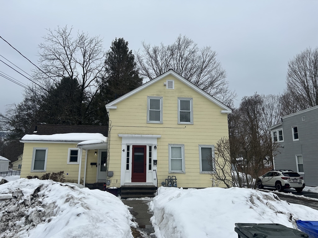 4 Gaugh St, Easthampton, Massachusetts, 2 Bedrooms Bedrooms, 6 Rooms Rooms,2 BathroomsBathrooms,Residential Income,For Sale,Gaugh St,73483287