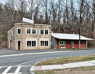 435 Deerfield St, Greenfield, Massachusetts, ,Commercial Sale,For Sale,Deerfield St,73457268