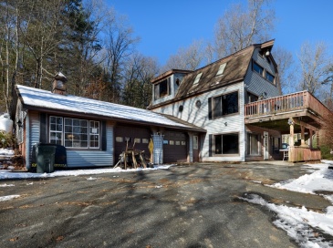 375 Belchertown Rd, Ware, Massachusetts, 3 Bedrooms Bedrooms, 7 Rooms Rooms,2.5 BathroomsBathrooms,Residential,For Sale,Belchertown Rd,73463136