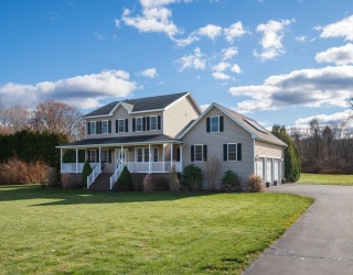 83 Bay Road, Hadley, Massachusetts, 3 Bedrooms Bedrooms, 6 Rooms Rooms,2.5 BathroomsBathrooms,Residential,For Sale,Bay Road,73458422