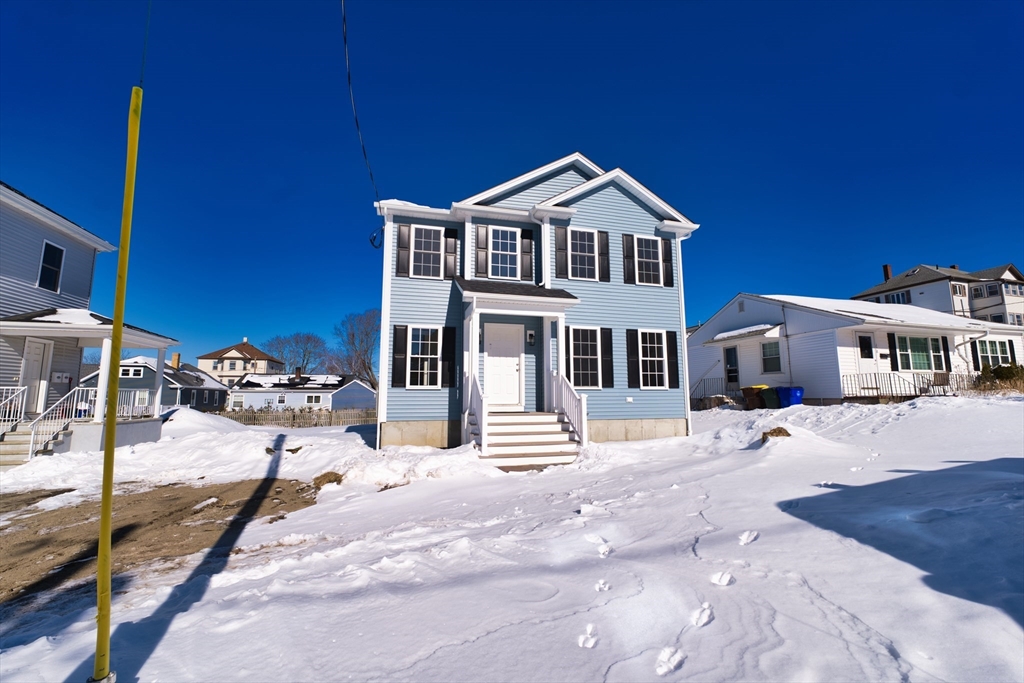 150 Downing, Fall River, Massachusetts, 3 Bedrooms Bedrooms, 6 Rooms Rooms,2 BathroomsBathrooms,Residential,For Sale,Downing,73476208