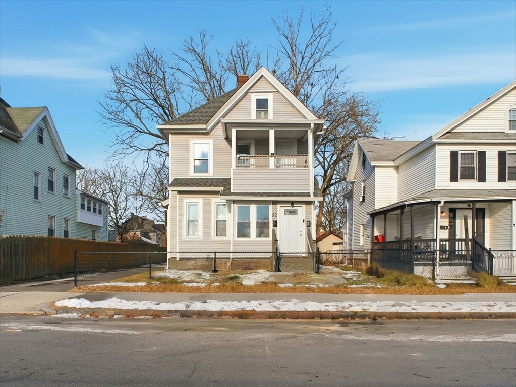 52 Osgood St, Springfield, Massachusetts, 6 Bedrooms Bedrooms, 13 Rooms Rooms,2 BathroomsBathrooms,Residential Income,For Sale,Osgood St,73462111