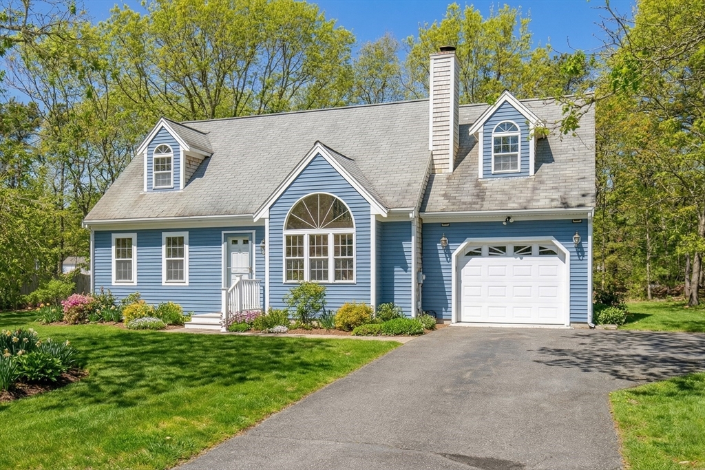 10 Butler Ln, Mashpee, Massachusetts, 4 Bedrooms Bedrooms, 7 Rooms Rooms,2 BathroomsBathrooms,Residential,For Sale,Butler Ln,73485288