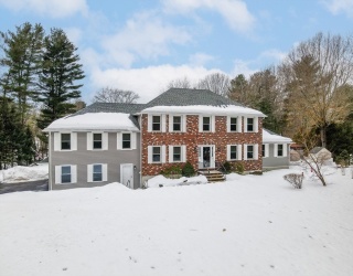 30 Parker Rd, Dracut, Massachusetts, 4 Bedrooms Bedrooms, 9 Rooms Rooms,3 BathroomsBathrooms,Residential,For Sale,Parker Rd,73483501