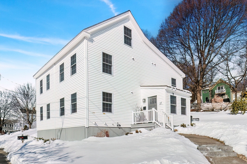 27-29 Lake Street, Amesbury, Massachusetts, 6 Bedrooms Bedrooms, 10 Rooms Rooms,5 BathroomsBathrooms,Residential Income,For Sale,Lake Street,73487679