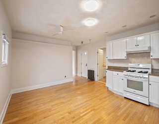 97 Winthrop Shore Drive, Winthrop, Massachusetts, 1 Bedroom Bedrooms, 3 Rooms Rooms,1 BathroomBathrooms,Residential Lease,For Rent,Winthrop Shore Drive,73503527