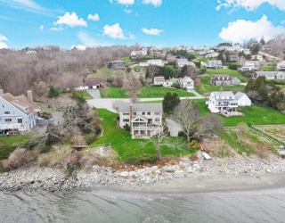 54 Oliver Hazard Perry Rd, Portsmouth, Rhode Island, 3 Bedrooms Bedrooms, 8 Rooms Rooms,2.5 BathroomsBathrooms,Residential,For Sale,Oliver Hazard Perry Rd,73503545