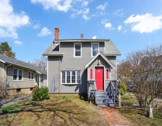 157 Penrose St, Springfield, Massachusetts, 3 Bedrooms Bedrooms, 6 Rooms Rooms,1 BathroomBathrooms,Residential,For Sale,Penrose St,73503568