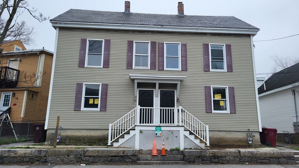 50 Willow Street, Lowell, Massachusetts, 5 Bedrooms Bedrooms, 7 Rooms Rooms,1.5 BathroomsBathrooms,Residential Lease,For Rent,Willow Street,73503611