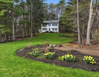 111 Brook Bend Road, Hanover, Massachusetts, 4 Bedrooms Bedrooms, 7 Rooms Rooms,2.5 BathroomsBathrooms,Residential,For Sale,Brook Bend Road,73503651