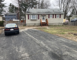 84 D St, Dracut, Massachusetts, 3 Bedrooms Bedrooms, 5 Rooms Rooms,1 BathroomBathrooms,Residential,For Sale,D St,73503673