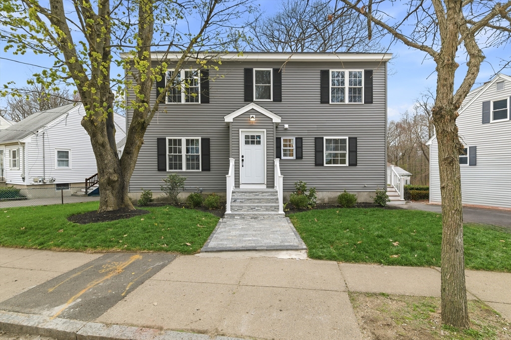 120 Windham Rd, Boston, Massachusetts, 4 Bedrooms Bedrooms, 9 Rooms Rooms,3 BathroomsBathrooms,Residential,For Sale,Windham Rd,73503677