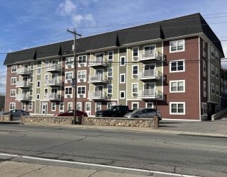 275 W. Main Street, Marlborough, Massachusetts, 2 Bedrooms Bedrooms, 4 Rooms Rooms,1 BathroomBathrooms,Residential,For Sale,W. Main Street,73503681