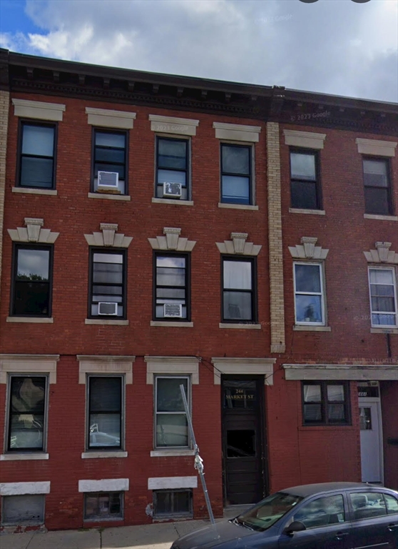 246 Market St, Boston, Massachusetts, 3 Bedrooms Bedrooms, 6 Rooms Rooms,1 BathroomBathrooms,Residential Lease,For Rent,Market St,73503691